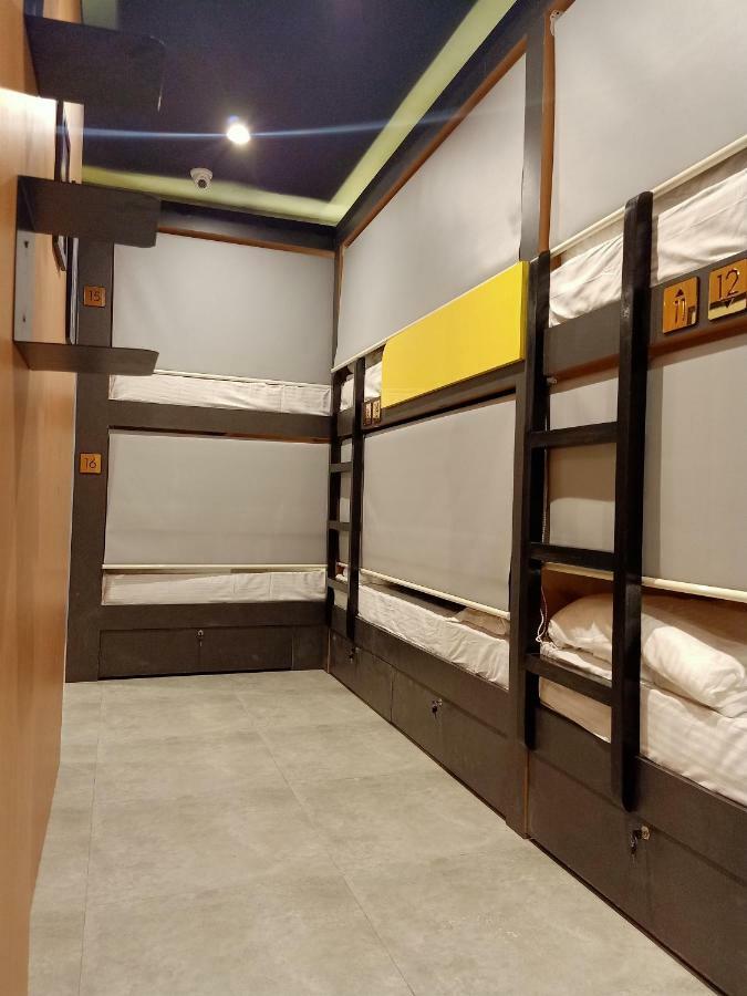 Stay Villa Hostel For Male And Female Mumbai Exterior foto